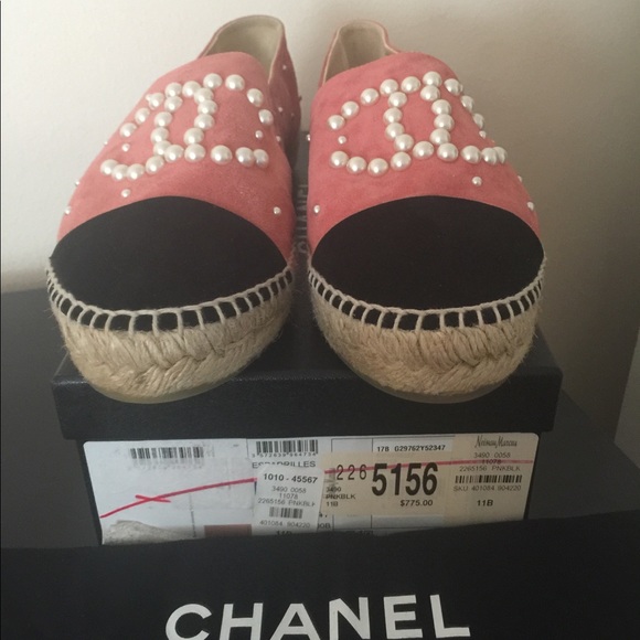 CHANEL Shoes - Like new Chanel pink suede espadrilles with pearls